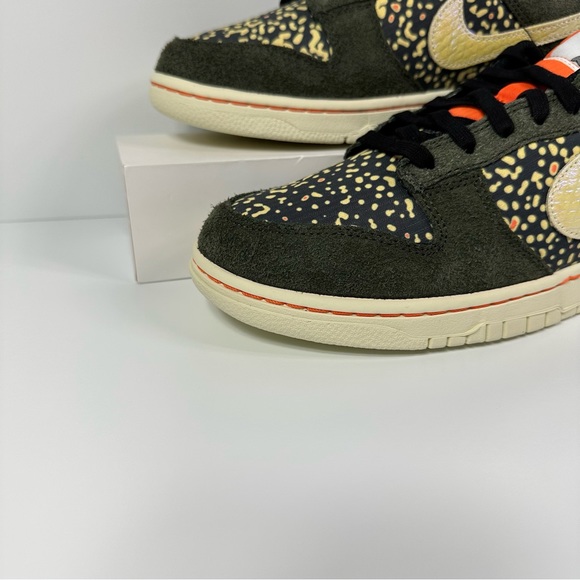 DUNK LOW SE GONE FISHING RAINBOW TROUT SPOTTED SUEDE DARK IRIDESCENT ORANGE PINK - Picture 6 of 11